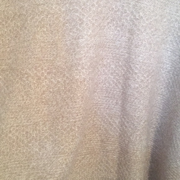 Sweater - Picture 3 of 4